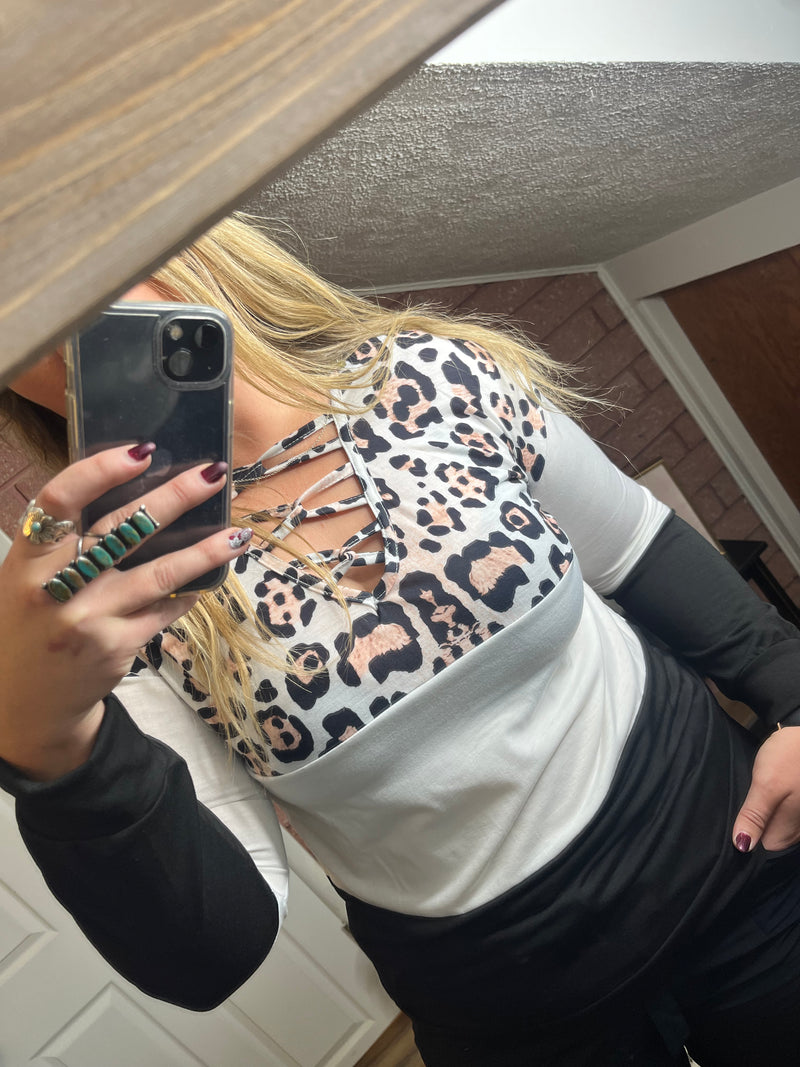 Leopard Color Block Long Sleeve-UNISHE-29eleven | Women’s Fashion Boutique in Menan, Idaho